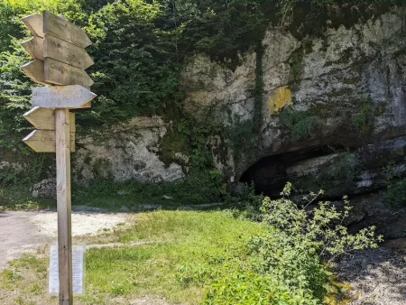Grotte de Prérouge