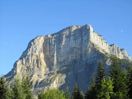 MONT GRANIER  1933 m